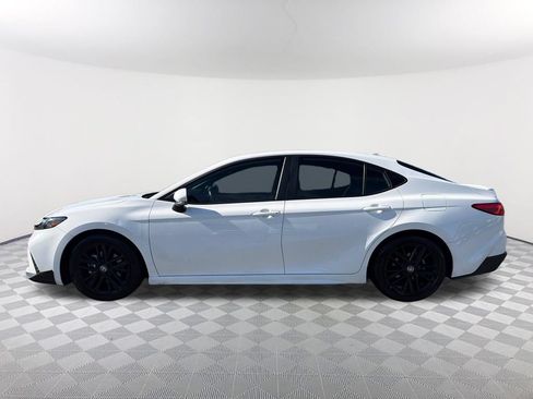 Used 2025 Toyota Camry SE w/ Multimedia Upgrade Package FWD image 8