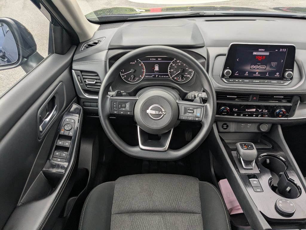 Used 2024 Nissan Rogue SV AWD/4WD image 15