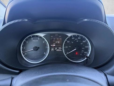 Used 2025 Nissan Versa S w/ S Plus Package image 15