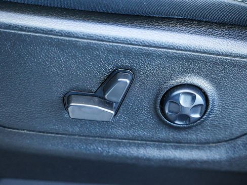 Used 2021 RAM 1500 Big Horn image 29