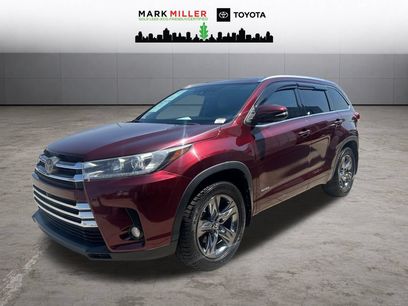 Used 2017 Toyota Highlander Limited Platinum w/ Carpet Mat Package