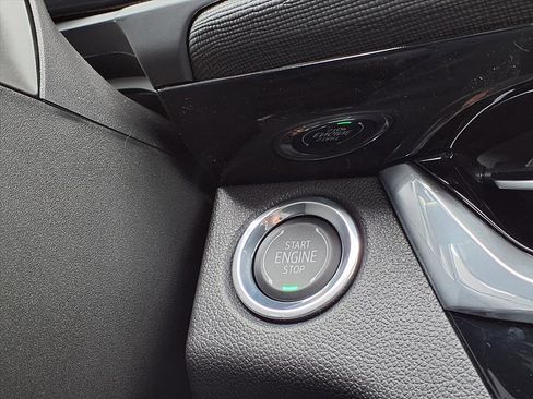 New 2026 Buick Envista Sport Touring image 12