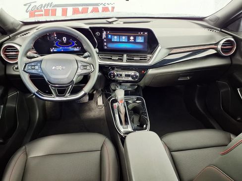 Used 2025 Chevrolet Trax RS w/ Driver Confidence Package FWD image 12