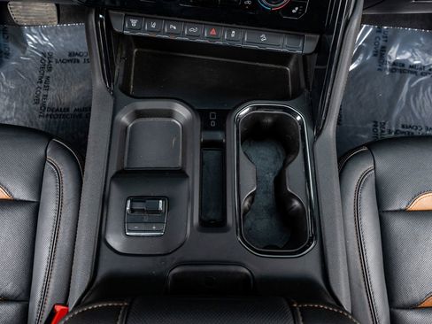 Used 2024 GMC Sierra 2500 AT4 w/ AT4 Premium Plus Package image 24