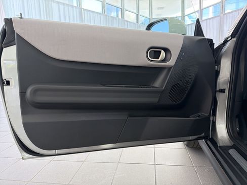 New 2026 MINI Cooper 2-Door Hardtop FWD image 22
