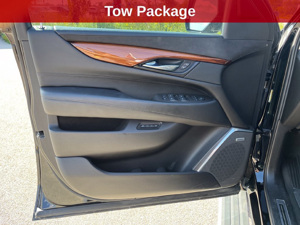 Used 2015 Cadillac Escalade Premium AWD/4WD image 12