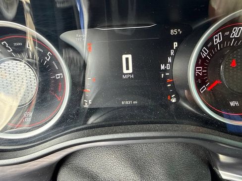 Used 2017 Dodge Challenger SXT w/ Driver Convenience Group RWD image 7