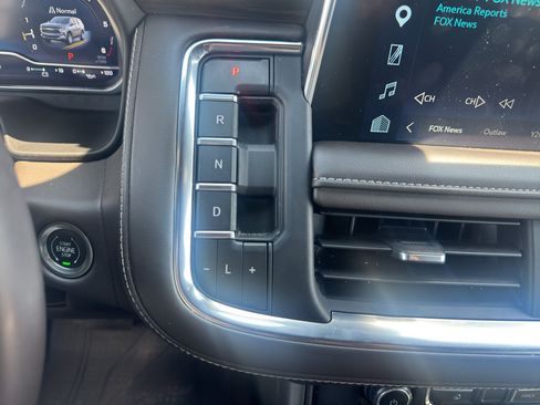 Used 2023 Chevrolet Tahoe LT RWD image 14