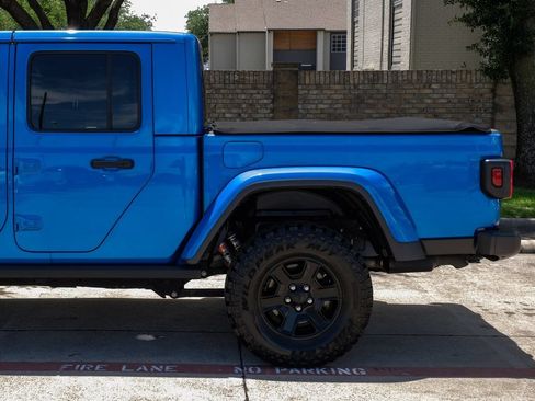 Used 2021 Jeep Gladiator Mojave AWD/4WD image 23