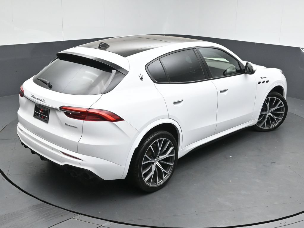 Used 2023 Maserati Grecale Modena AWD/4WD image 40