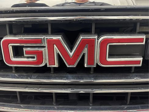Used 2018 GMC Sierra 1500 SLE w/ SLE Value Package AWD/4WD image 33