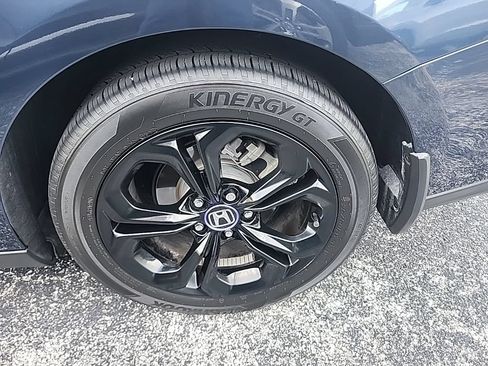 Used 2025 Honda Accord SE image 9
