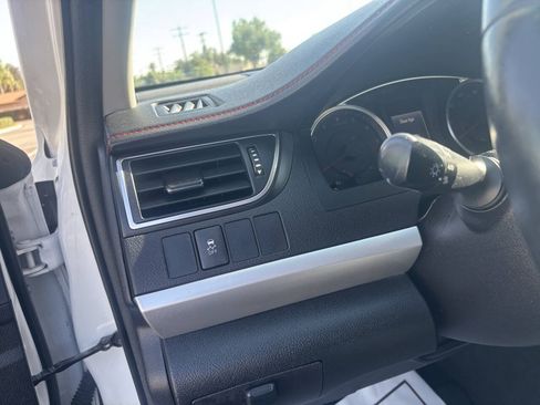 Used 2017 Toyota Camry SE FWD image 14