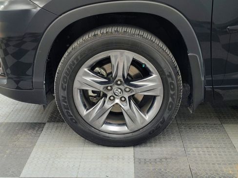 Used 2018 Toyota Highlander Limited Platinum w/ Protection Package #3 AWD/4WD image 15