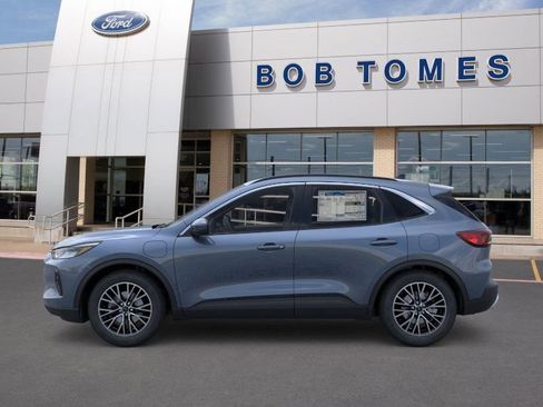 New 2026 Ford Escape SE image 3