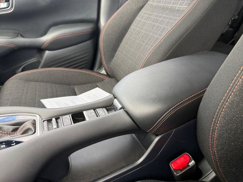 Used 2023 Honda HR-V Sport image 14