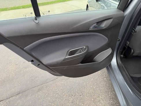 Used 2018 Chevrolet Cruze LT w/ Convenience Package image 14