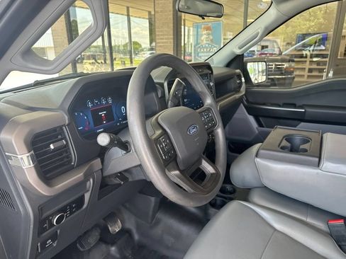 Used 2024 Ford F150 XL RWD image 9