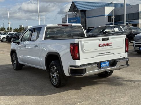 Used 2024 GMC Sierra 1500 SLT image 14