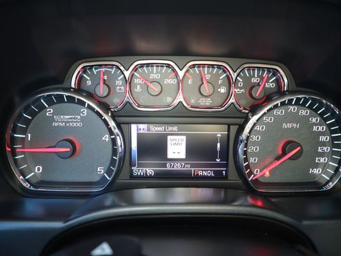 Used 2018 GMC Sierra 2500 SLT w/ Duramax Plus Package image 10