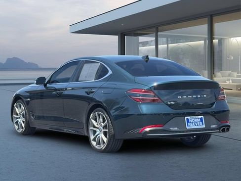 Used 2023 Genesis G70 2.0T RWD image 5