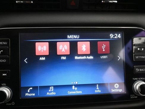 Used 2023 Nissan Kicks SR FWD image 15