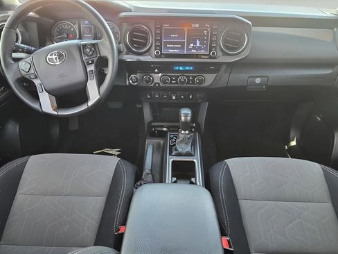 Used 2021 Toyota Tacoma TRD Sport w/ Technology Package AWD/4WD image 12