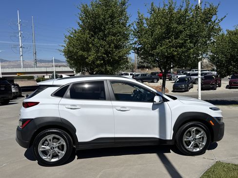 Used 2023 Hyundai Kona SEL w/ Cargo Package AWD/4WD image 6