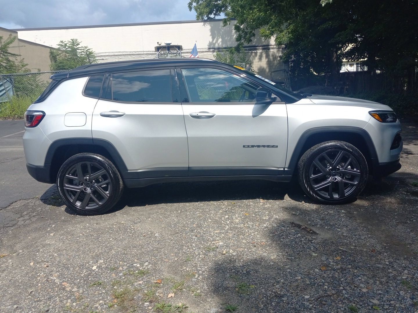 Used 2026 Jeep Compass Limited AWD/4WD image 33