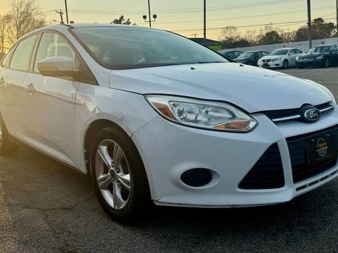Used 2014 Ford Focus SE image 8