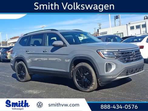 New 2026 Volkswagen Atlas SE AWD/4WD image 1