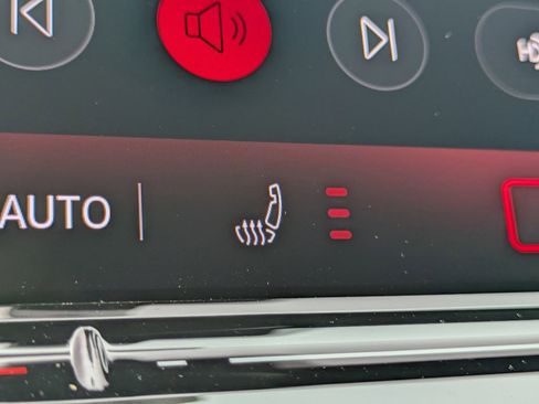 New 2026 Volkswagen Tiguan SE R-Line AWD/4WD image 23