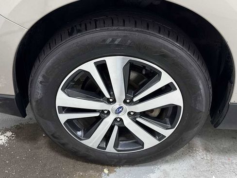 Used 2019 Subaru Outback 3.6R Limited image 10