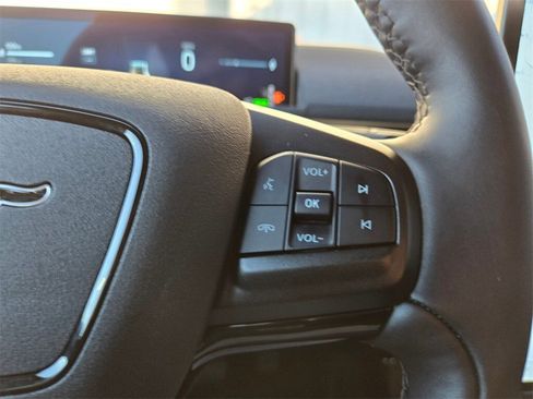 Used 2025 Ford Mustang Mach-E Select w/ Comfort Package Lite image 19