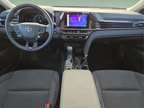 Used 2025 Toyota Camry LE FWD image 17