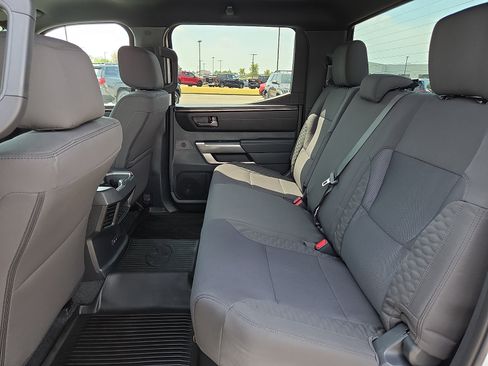 Used 2026 Toyota Tundra SR5 AWD/4WD image 10