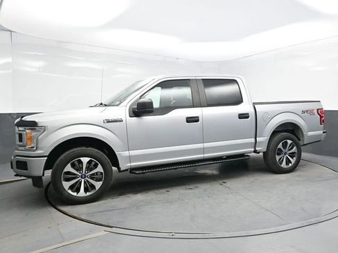 Used 2019 Ford F150 XL w/ Equipment Group 101A Mid AWD/4WD image 3