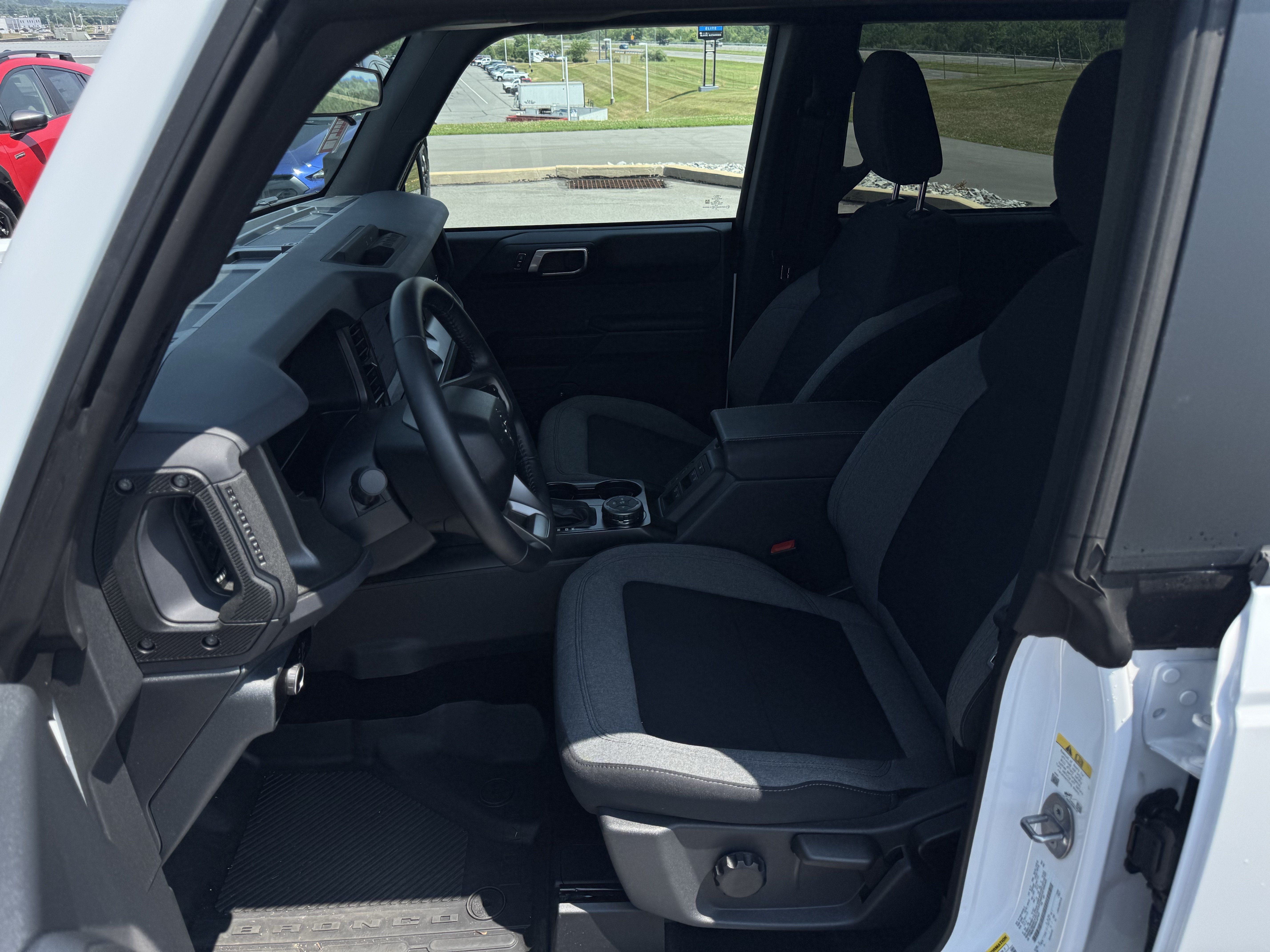 Used 2025 Ford Bronco Big Bend AWD/4WD image 12