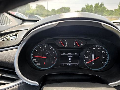 Used 2018 Chevrolet Malibu LS image 22