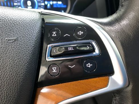 Used 2016 Cadillac Escalade Luxury image 14