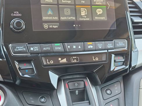 Used 2018 Honda Odyssey EX-L image 22