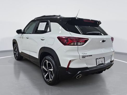 Certified 2023 Chevrolet TrailBlazer RS w/ Sun and Liftgate Package AWD/4WD image 6