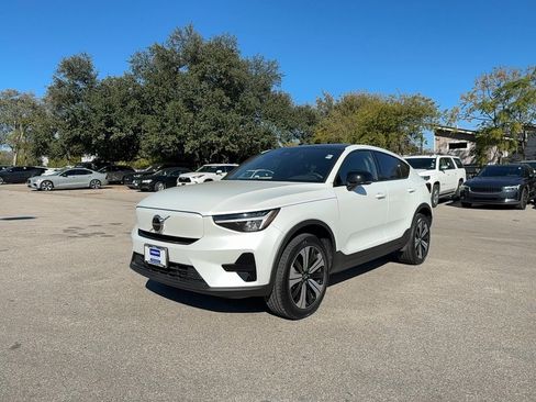 Certified 2023 Volvo C40 Recharge Core w/ Protection Package Premier image 2