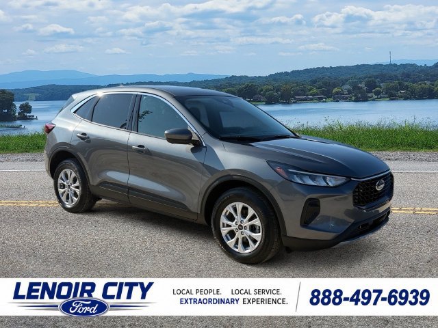 Certified 2023 Ford Escape Active w/ Tech Pack #2 AWD/4WD image 1