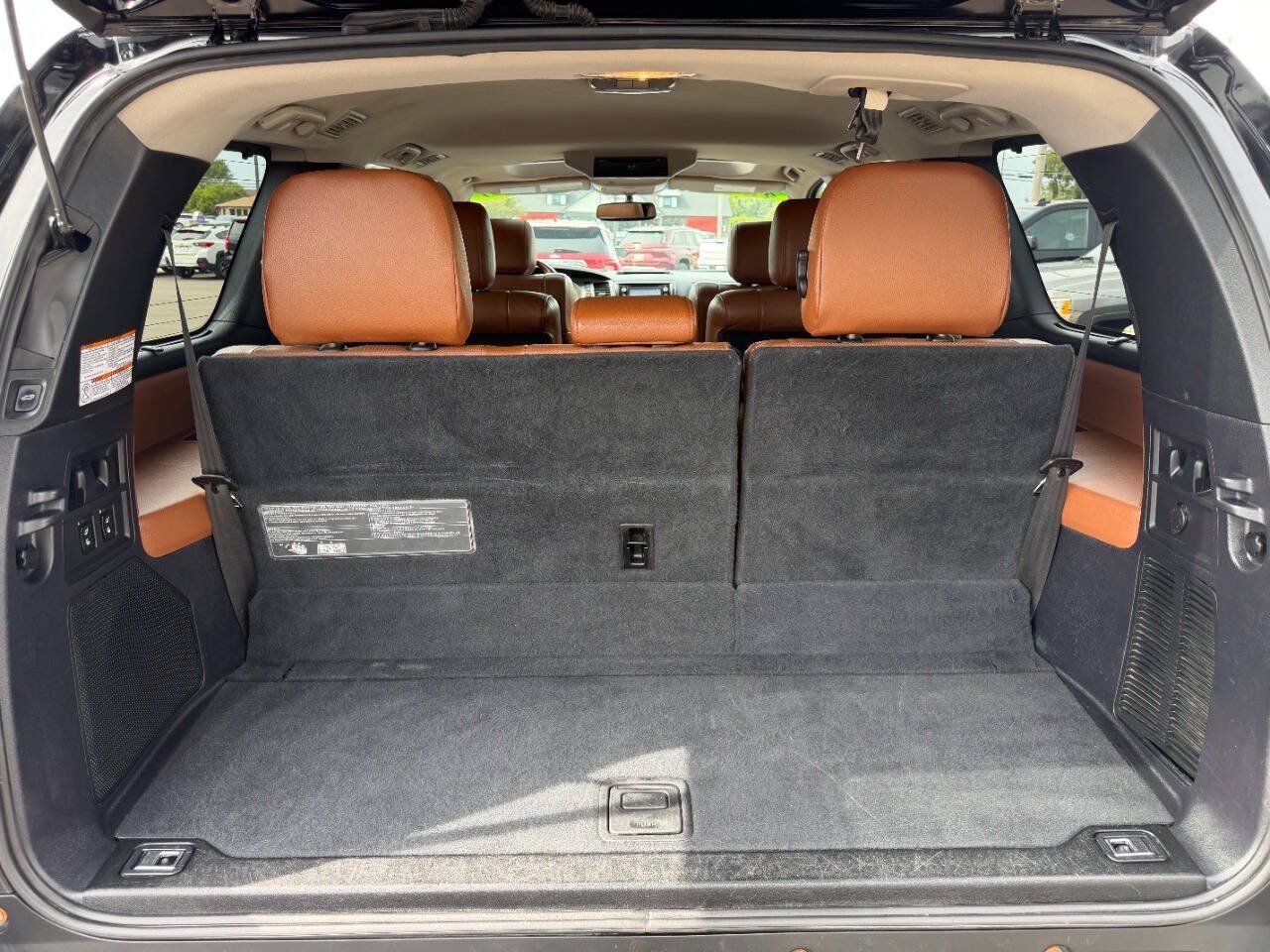 Used 2016 Toyota Sequoia Platinum AWD/4WD image 13