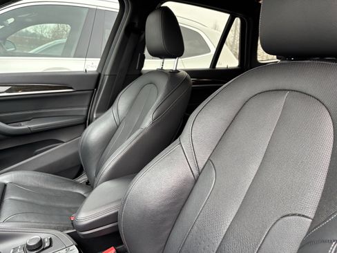 Used 2018 BMW X1 xDrive28i image 17