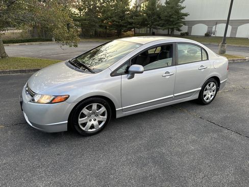Used 2007 Honda Civic LX image 4