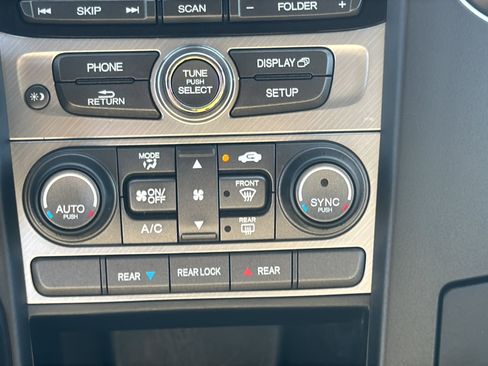Used 2013 Honda Pilot LX image 28