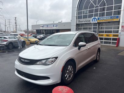 Used 2022 Chrysler Voyager LX