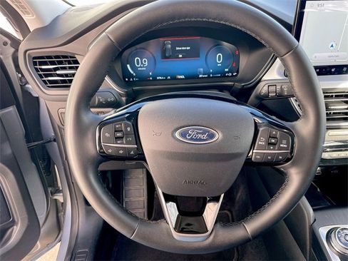 Used 2024 Ford Escape Platinum image 14